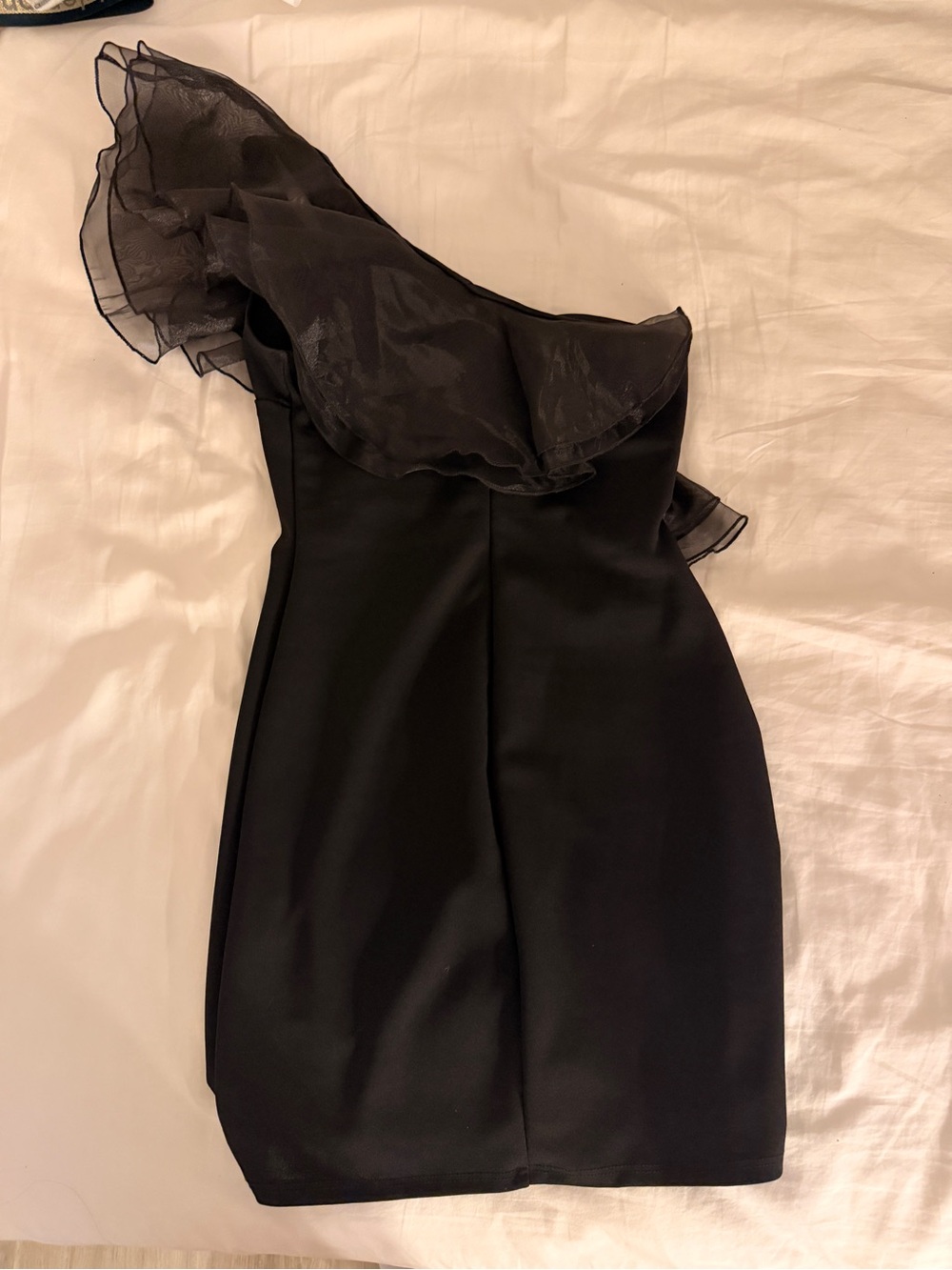 American Threads Black One-Shoulder Mini Dress w Ruffle Detail - Picture 2 of 4